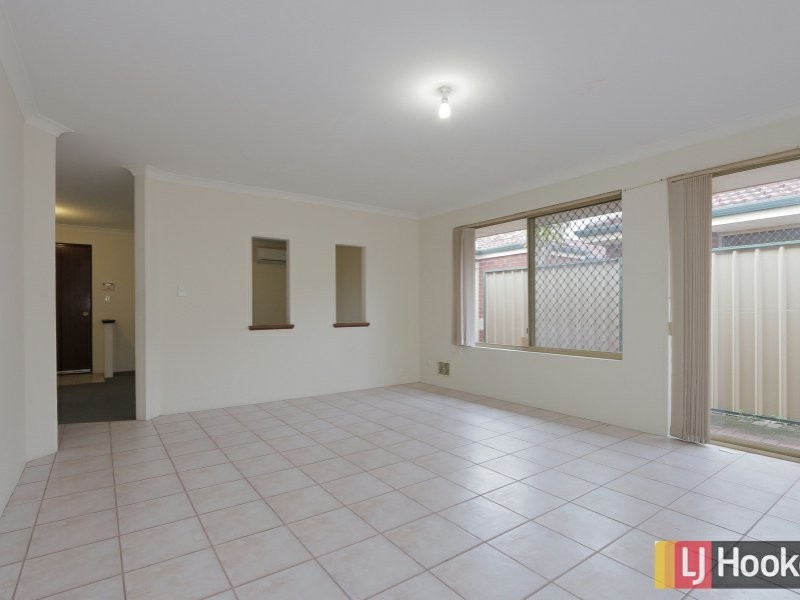7/1 Chapman Road, St James WA 6102