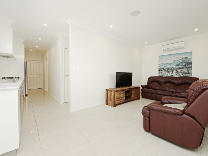 4/104 Roberts Road, Rivervale WA 6103