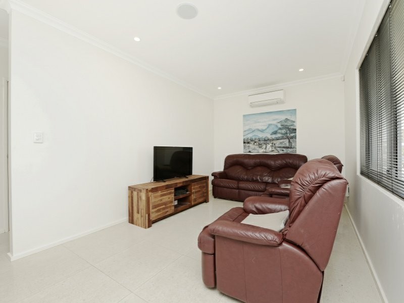 4/104 Roberts Road, Rivervale WA 6103