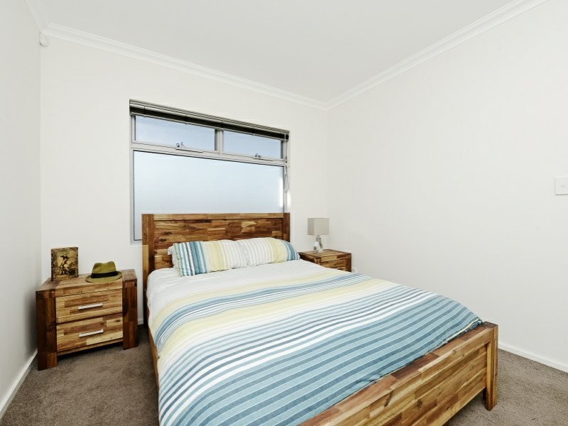 4/104 Roberts Road, Rivervale WA 6103