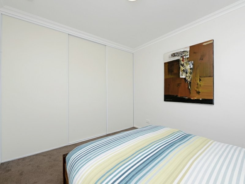 4/104 Roberts Road, Rivervale WA 6103