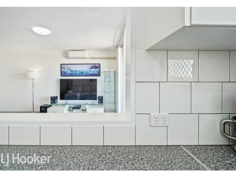 99/16 Leeder Street, Glendalough WA 6016