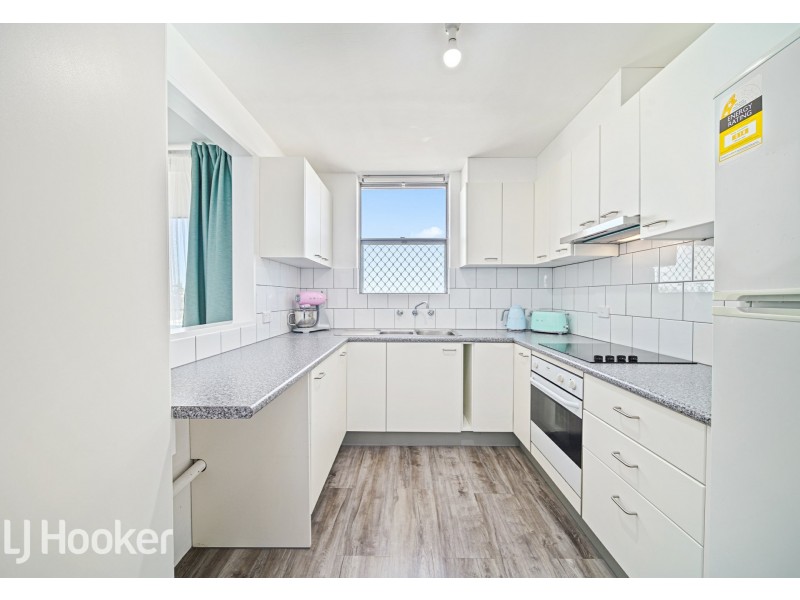 99/16 Leeder Street, Glendalough WA 6016