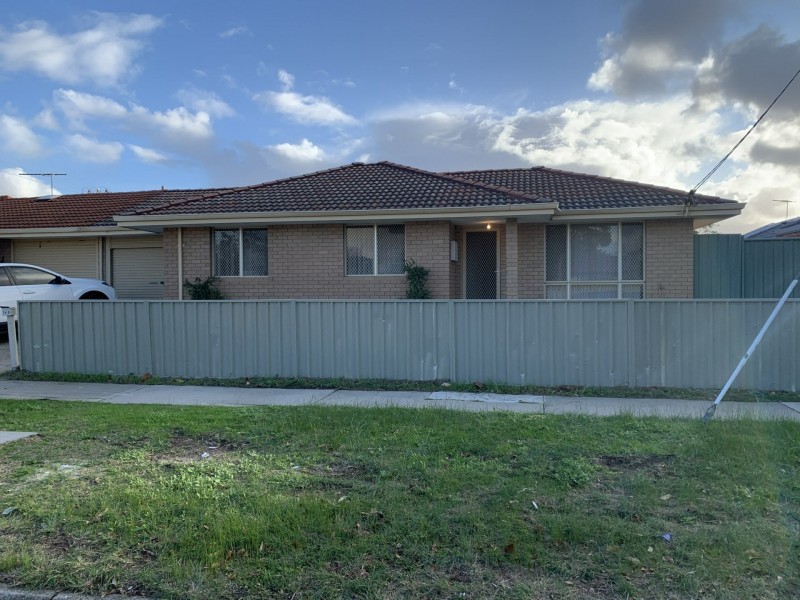 34B Hooley Street, Midvale WA 6056