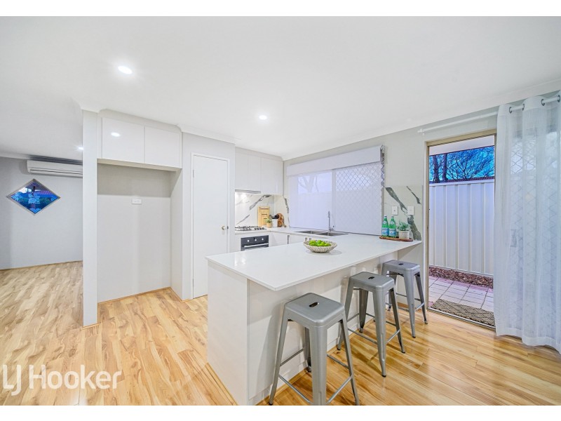 8 Harriet Place, Cloverdale WA 6105