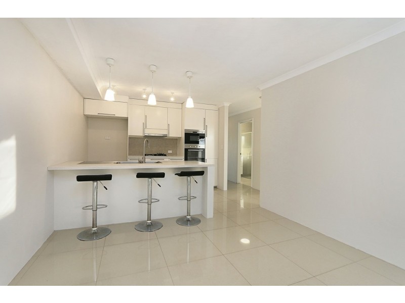 46 Jubilee Avenue, Success WA 6164