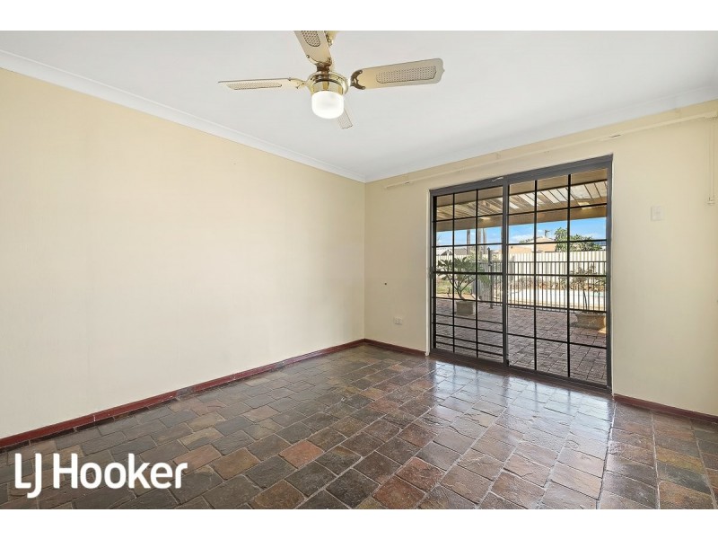 19 James Street, Gosnells WA 6110