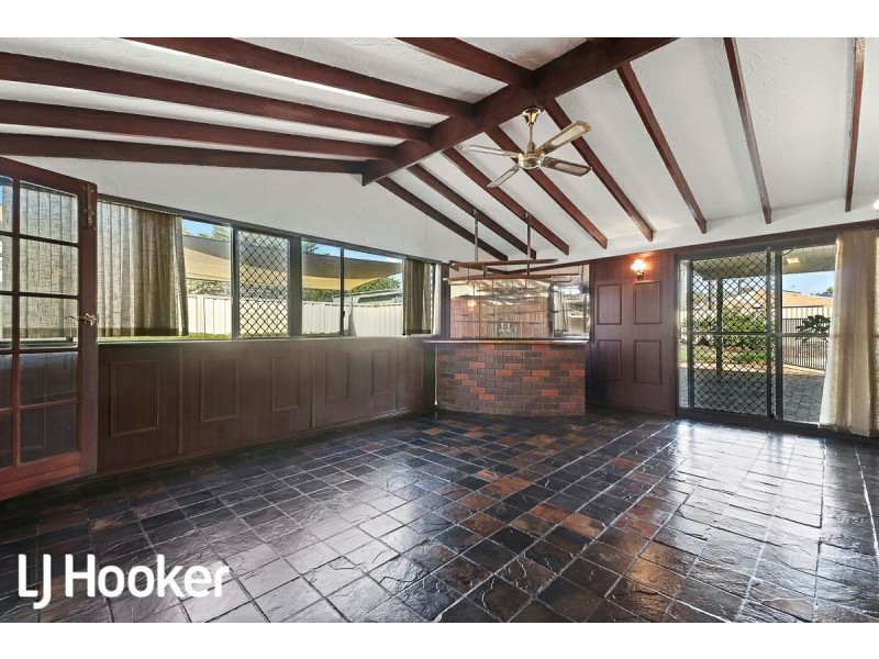 19 James Street, Gosnells WA 6110