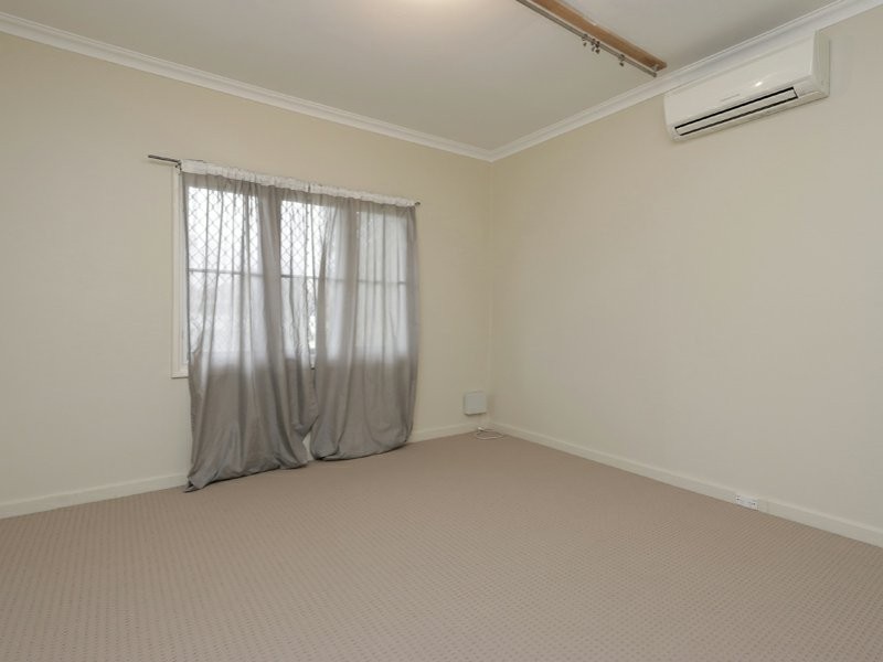 89 Alvah Street, St James WA 6102