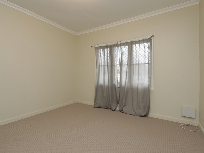 89 Alvah Street, St James WA 6102