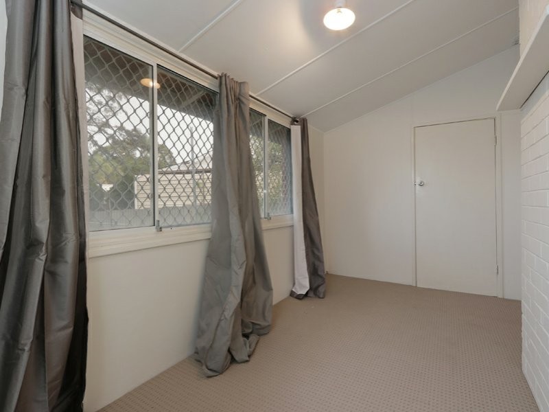 89 Alvah Street, St James WA 6102