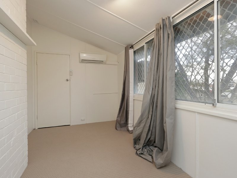 89 Alvah Street, St James WA 6102