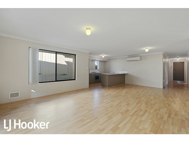 31 Shiraz Boulevard, Pearsall WA 6065