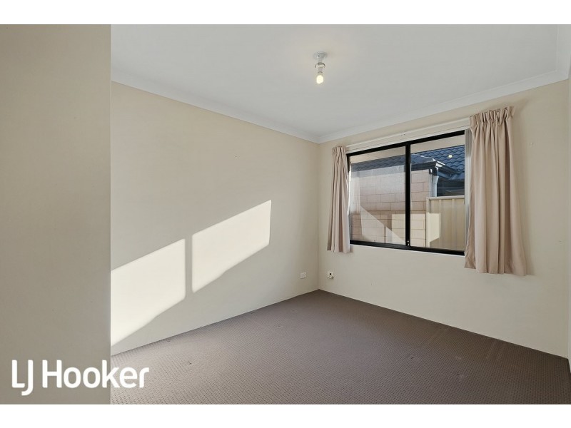 31 Shiraz Boulevard, Pearsall WA 6065