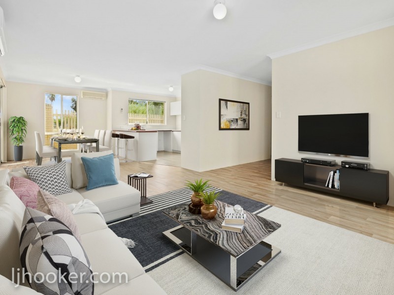 8/2 Hobby Retreat, Queens Park WA 6107