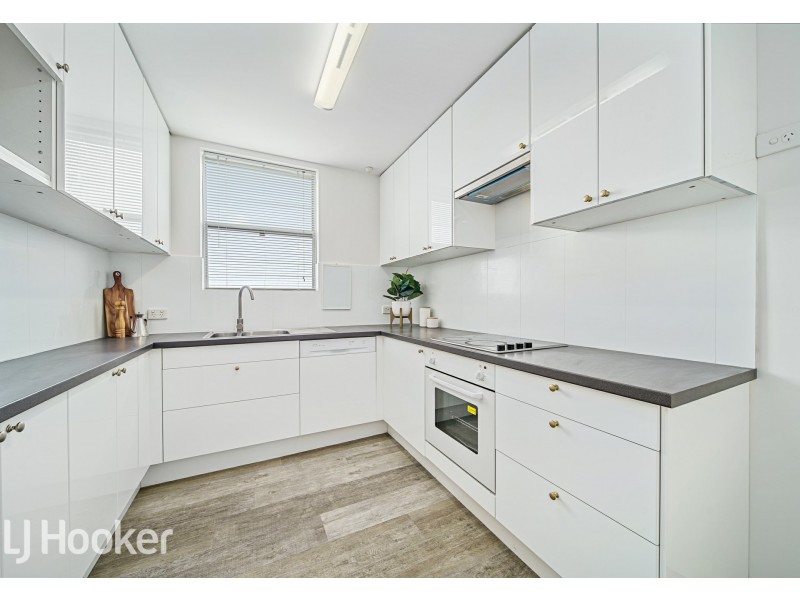 59/16 Leeder Street, Glendalough WA 6016