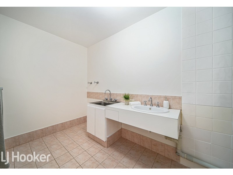 59/16 Leeder Street, Glendalough WA 6016