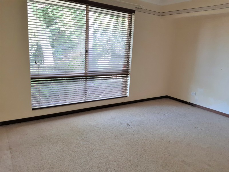 22 Larkspur  Place, Thornlie WA 6108