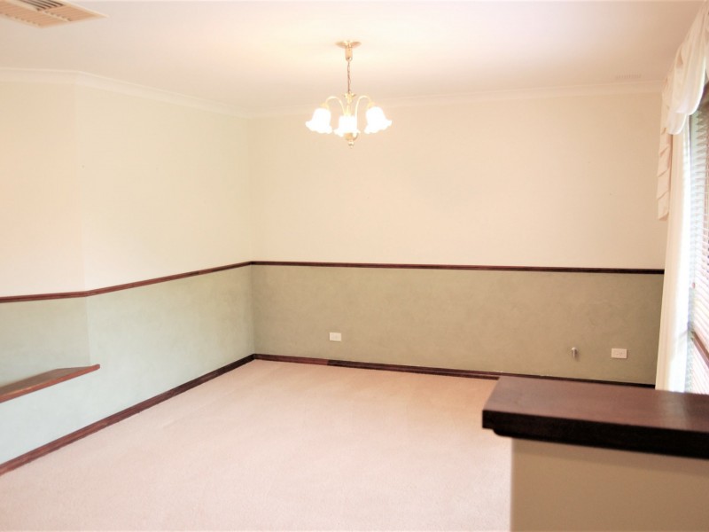 22 Larkspur  Place, Thornlie WA 6108