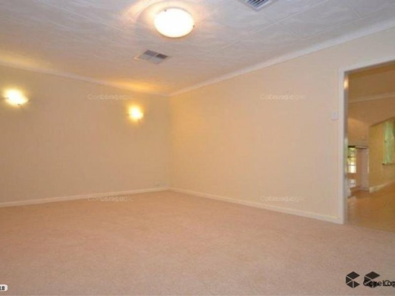 309 Acton Avenue, Kewdale WA 6105