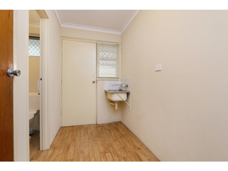 2A Grantham Place, Carlisle WA 6101