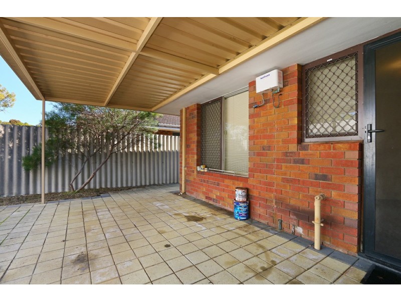 2A Grantham Place, Carlisle WA 6101