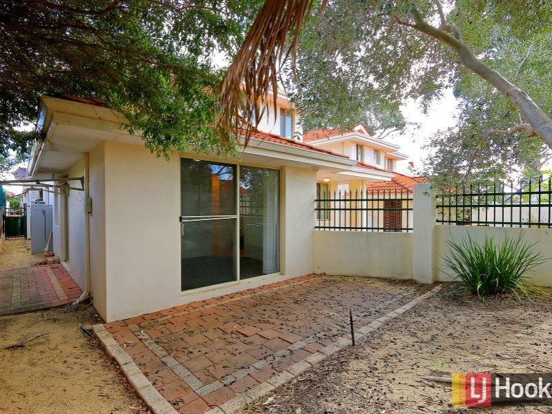 61A Sunbury Road, Victoria Park WA 6100