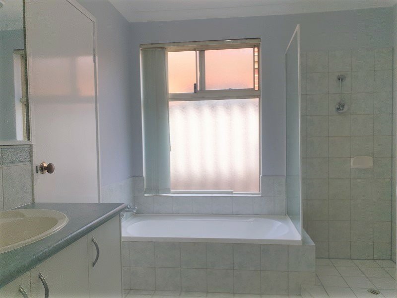 1/6 John Street, Midland WA 6056