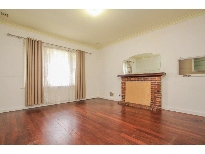 28 Conochie Crescent, Manning WA 6152