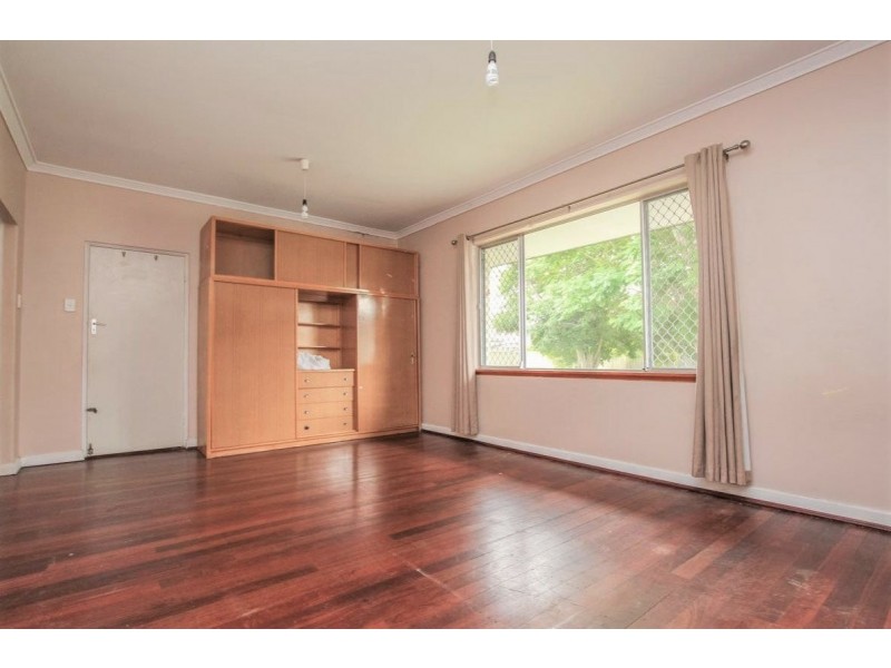 28 Conochie Crescent, Manning WA 6152