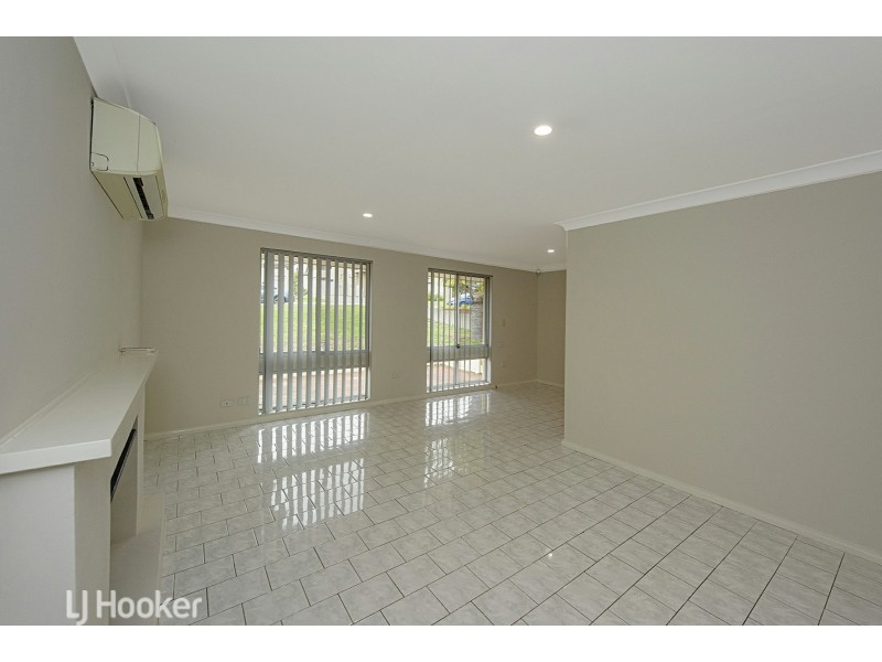 13 Wychcross Street, Westminster WA 6061