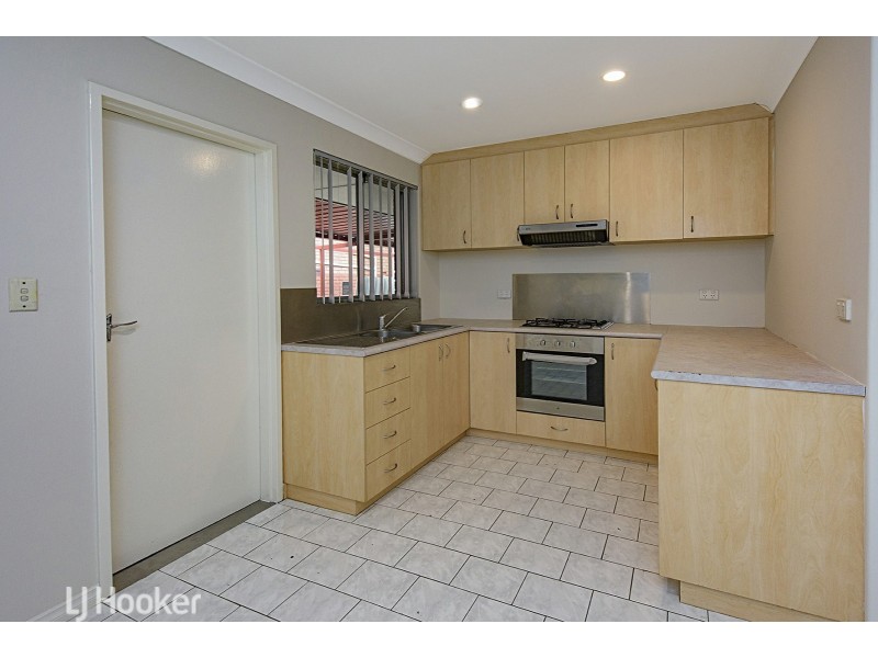 13 Wychcross Street, Westminster WA 6061