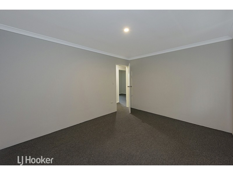 13 Wychcross Street, Westminster WA 6061