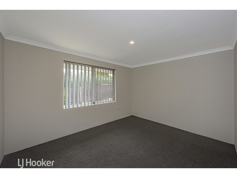 13 Wychcross Street, Westminster WA 6061