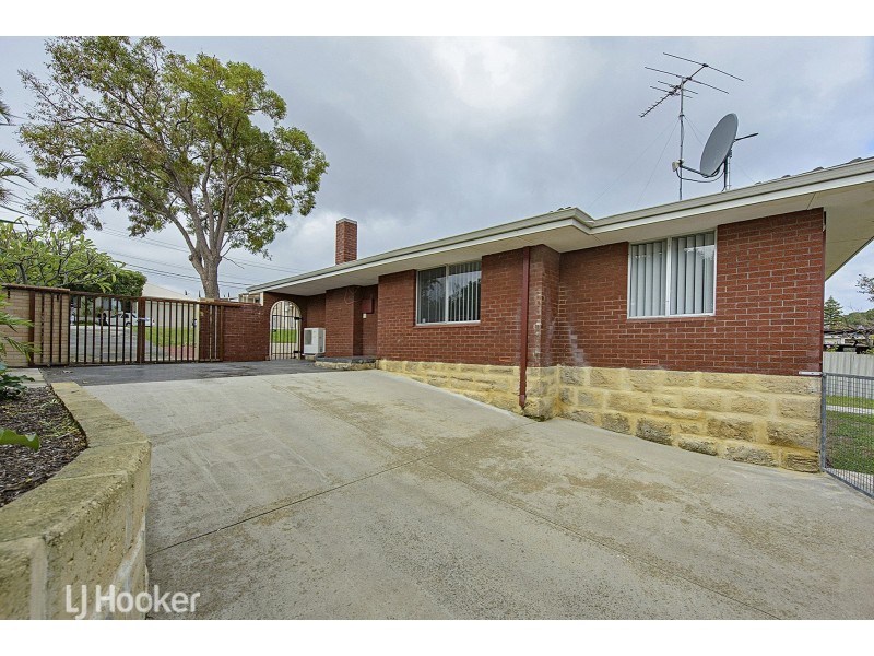 13 Wychcross Street, Westminster WA 6061