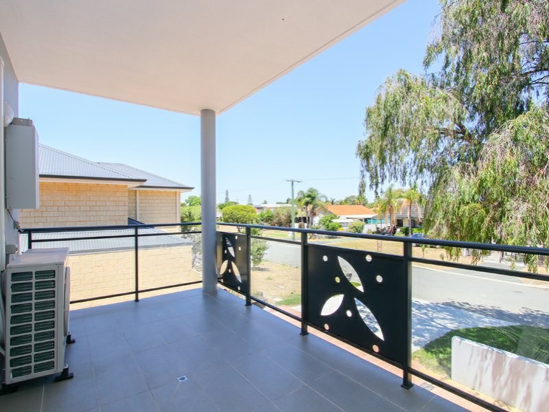 3/253 Robinson Avenue, Cloverdale WA 6105