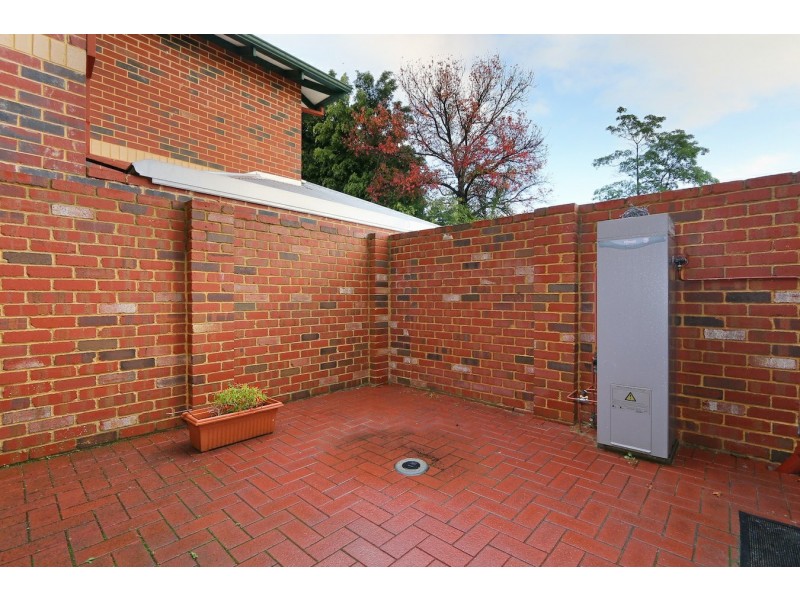 18A Mcmillan Street, Victoria Park WA 6100