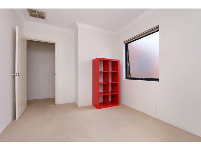 18A Mcmillan Street, Victoria Park WA 6100