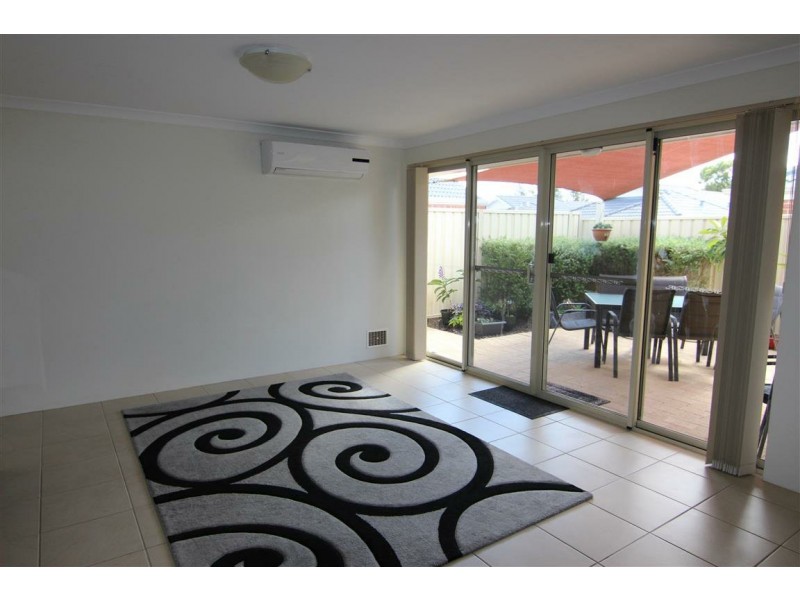 4/10 Delamere Way, Camillo WA 6111