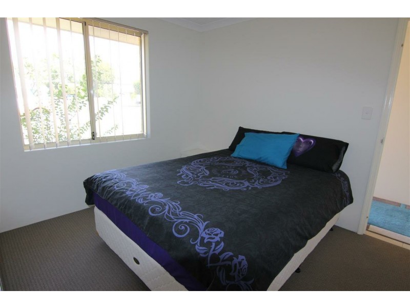 4/10 Delamere Way, Camillo WA 6111