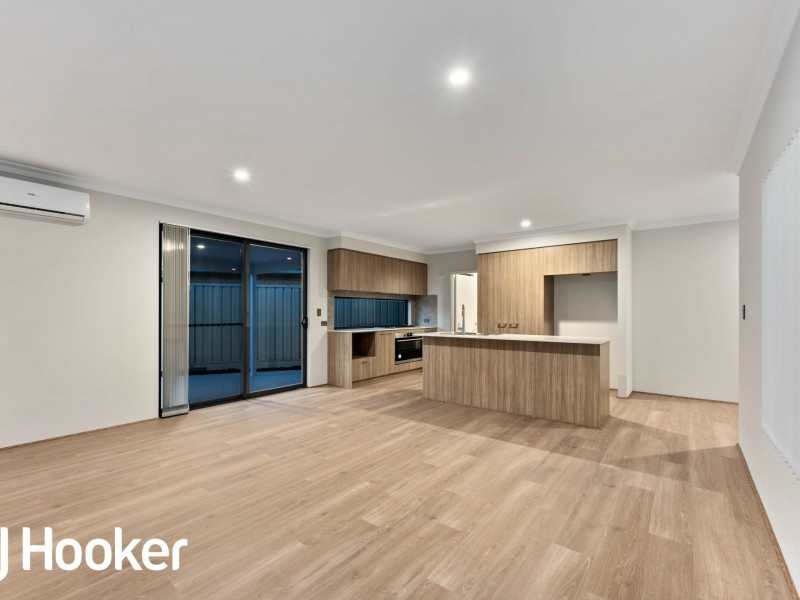 204A Hamilton Street, Queens Park WA 6107