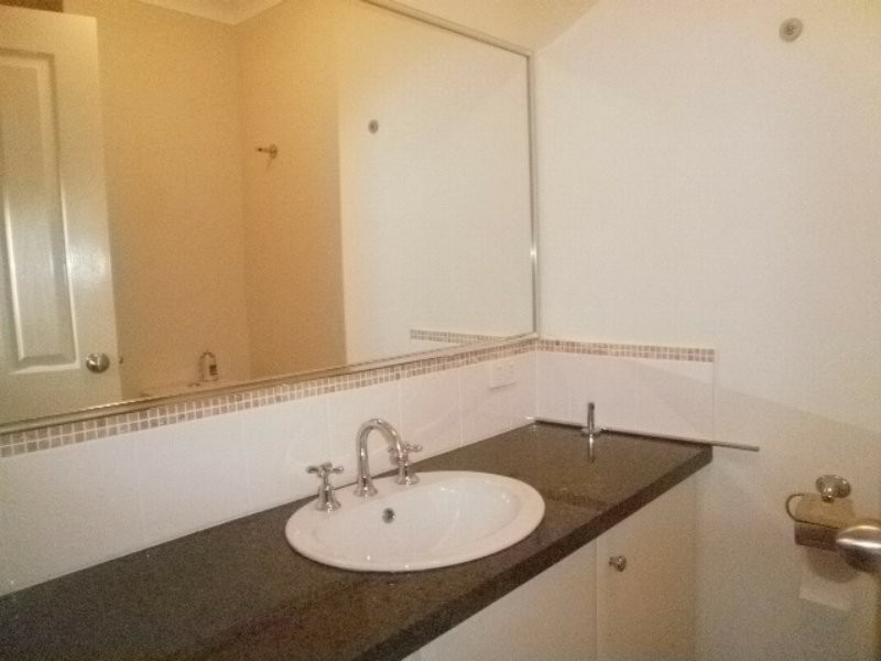 10/50 Norman Street, St James WA 6102