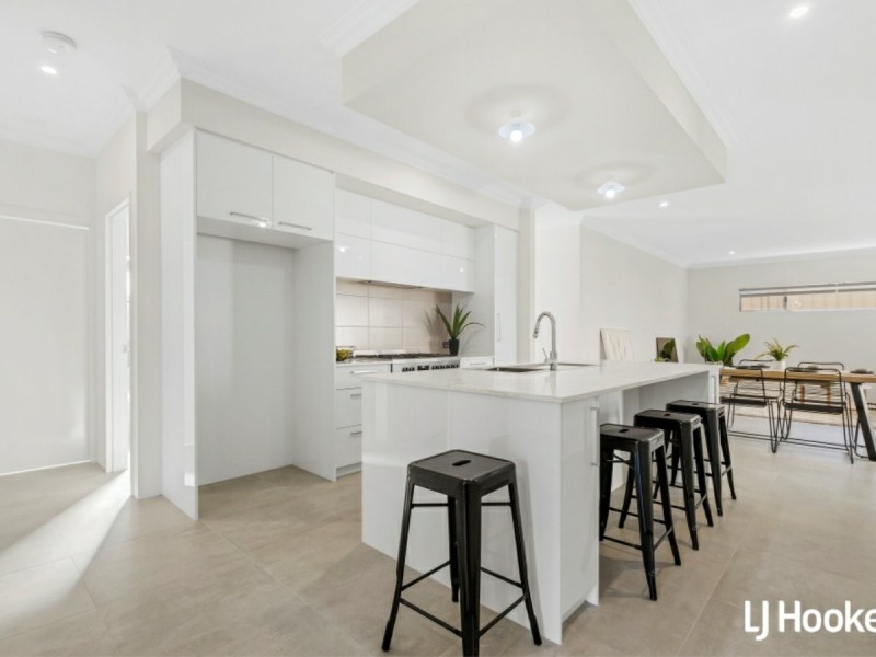 1, 2 & 3/11 Argyle Street, Bentley WA 6102