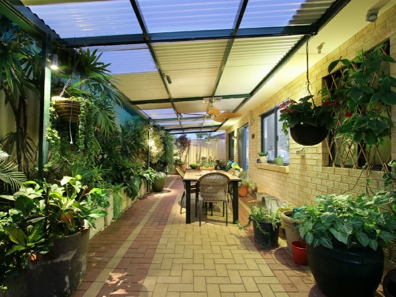 67A Walpole Street, St James WA 6102