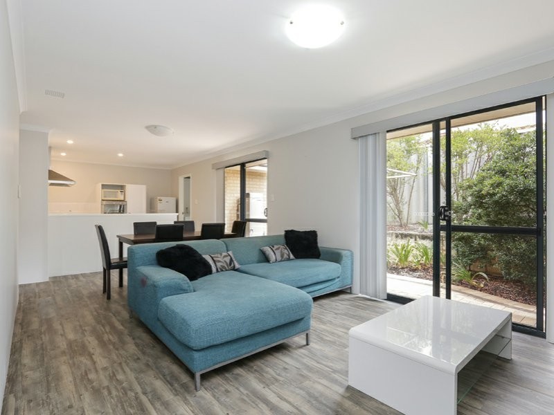 3/69 Upton Street, St James WA 6102