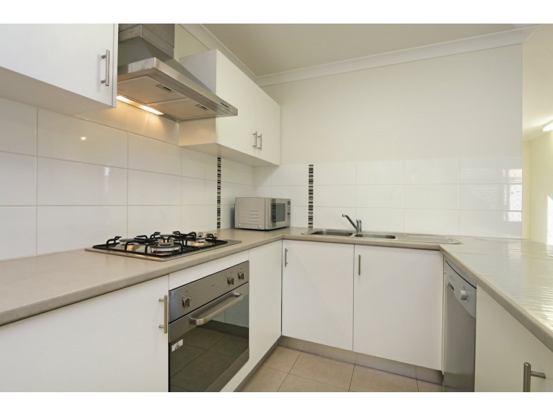 2/82 Great Northern Highway, Midland WA 6056