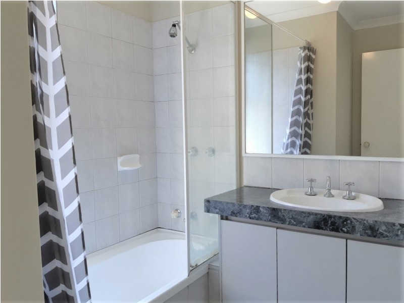 2/15 Drummond Street, Redcliffe WA 6104