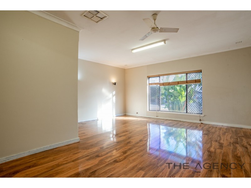 3 Whiteside Street, Cloverdale WA 6105