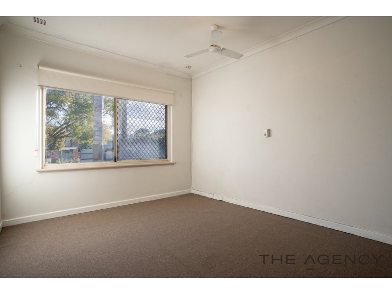 3 Whiteside Street, Cloverdale WA 6105