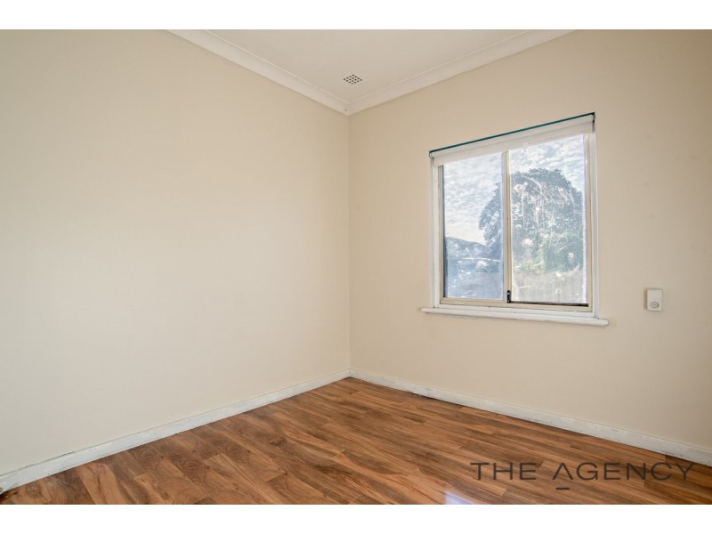 3 Whiteside Street, Cloverdale WA 6105
